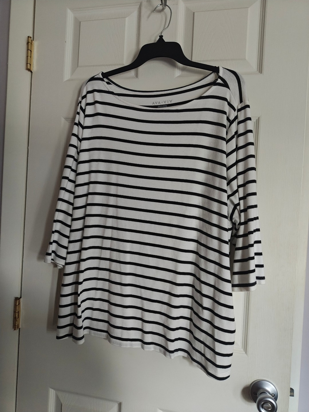 Ava & Viv Black and White Striped Boatneck Long Sleeve Top